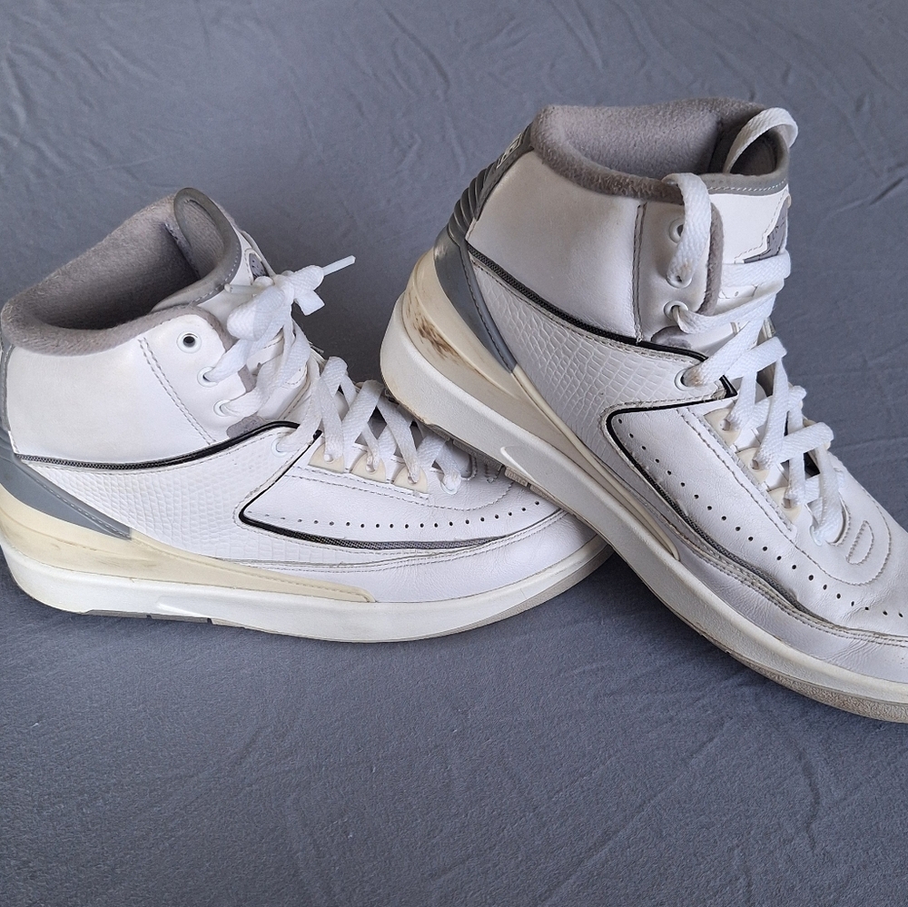 Nike Boys White and Gray High-Top Sneakers